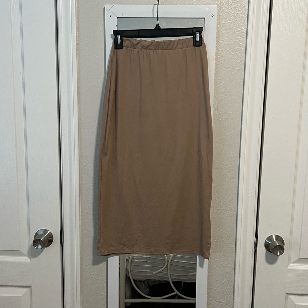 Pencil skirt